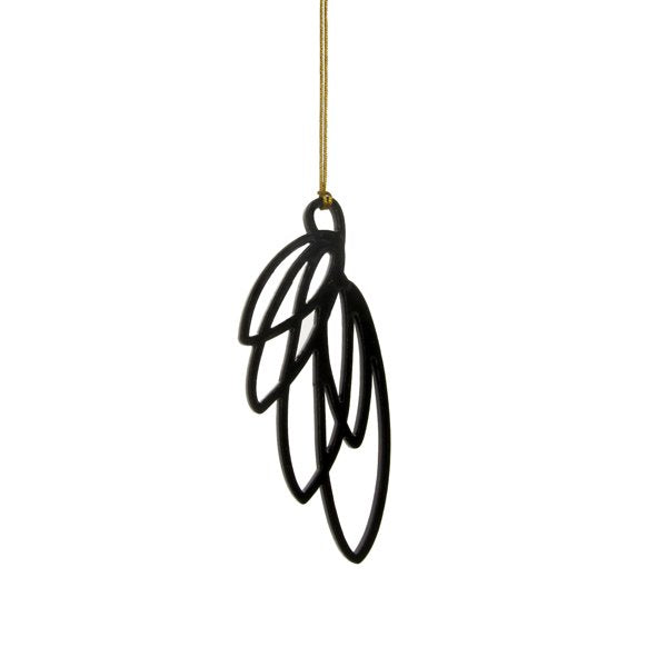 wing/necklace