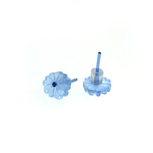 studs / Blue flower