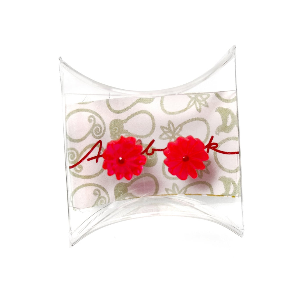 Studs / neon flower