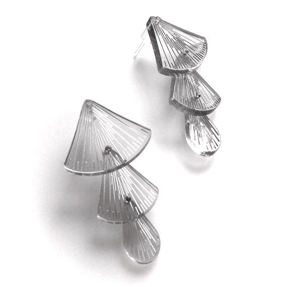 fan/earrings