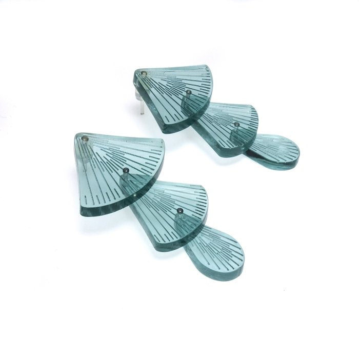 fan/earrings