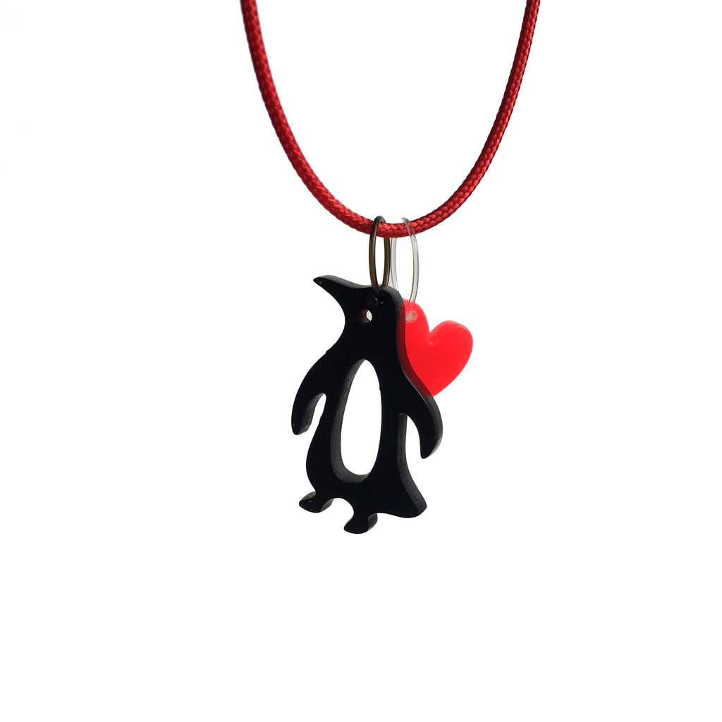 Figure necklace / Pingvin, Heart