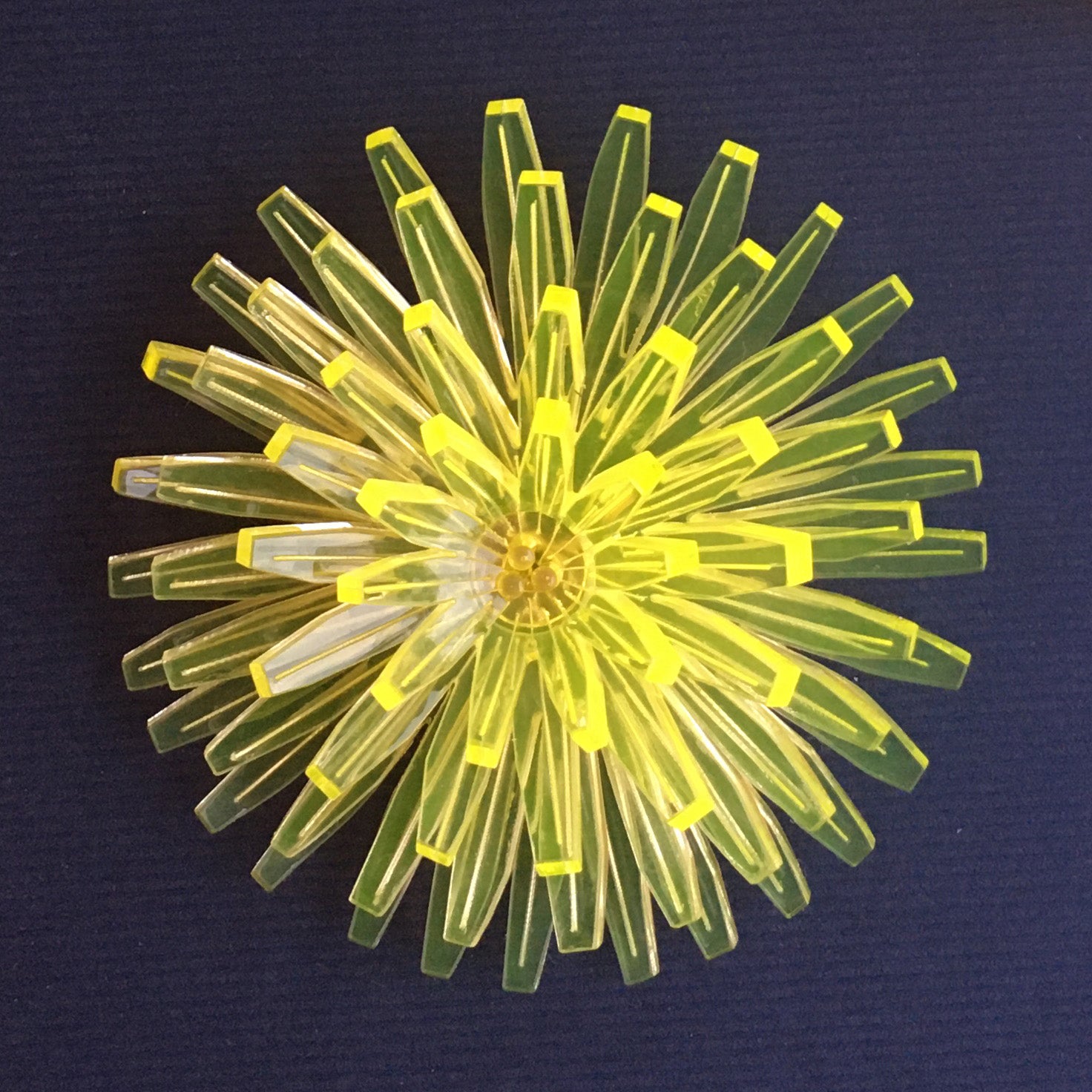 Dandelion / brooch / light yellow