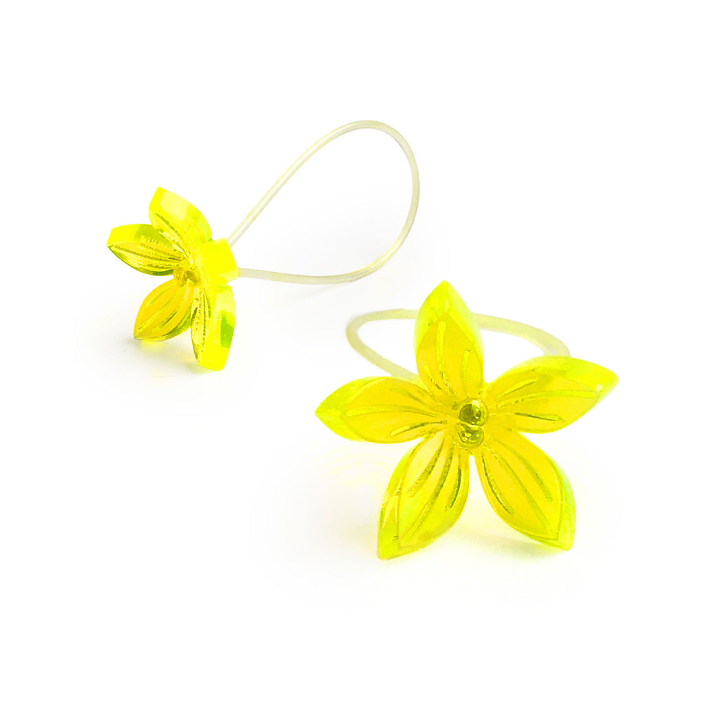 Flower ring / neon yellow